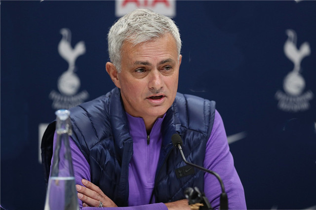 九游体育-切尔西球迷呼吁解雇波切蒂诺